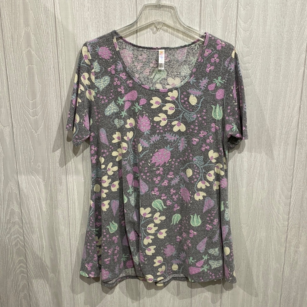LulaRoe Short Sleeve Top
